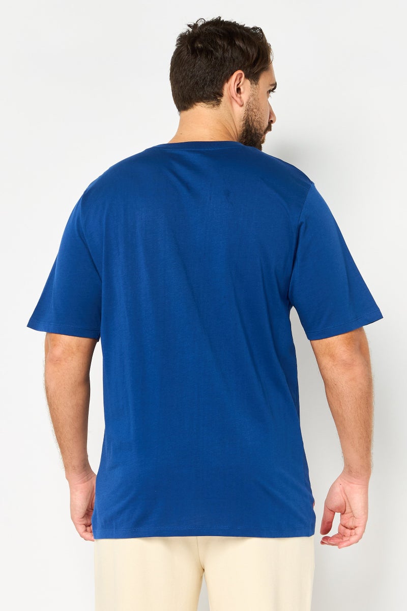 Reebok تي شيرت رياضي للرجال بأكمام قصيرة مناسب في الهواء الطلق، أزرق داكن - Image 3