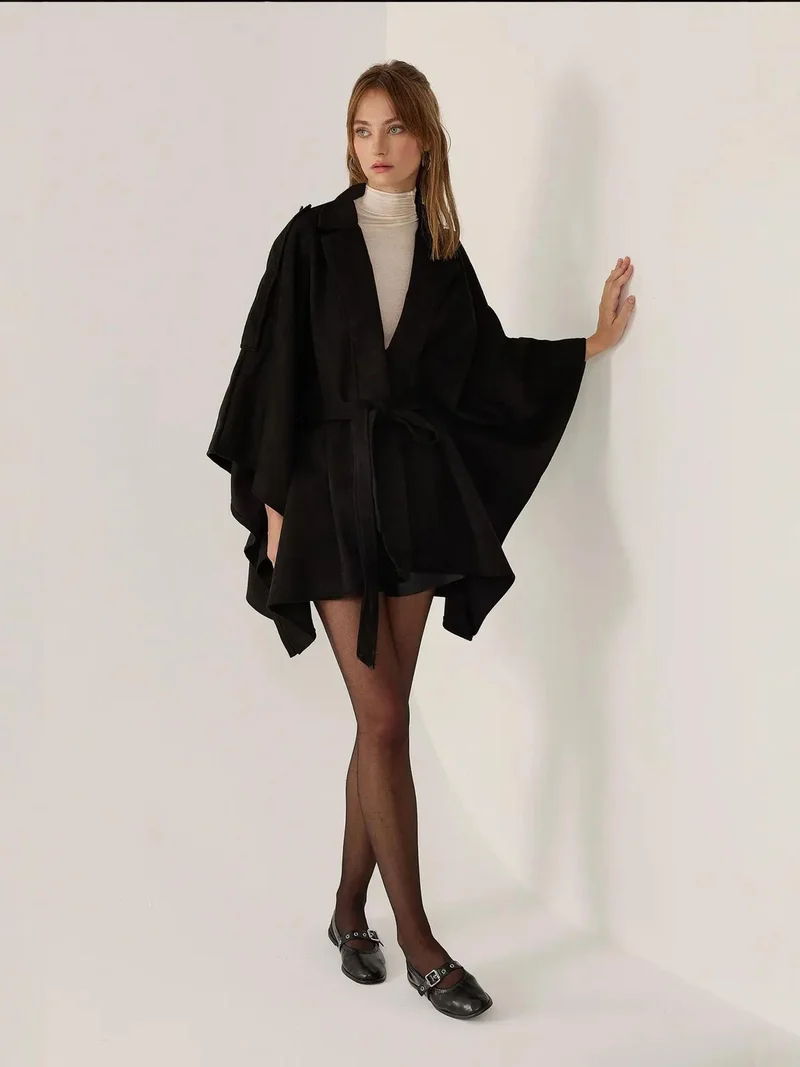 زوبعة معطف بحزام كبير الحجم