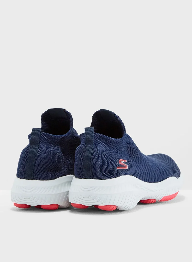 SKECHERS Go Walk Revolution Ultra