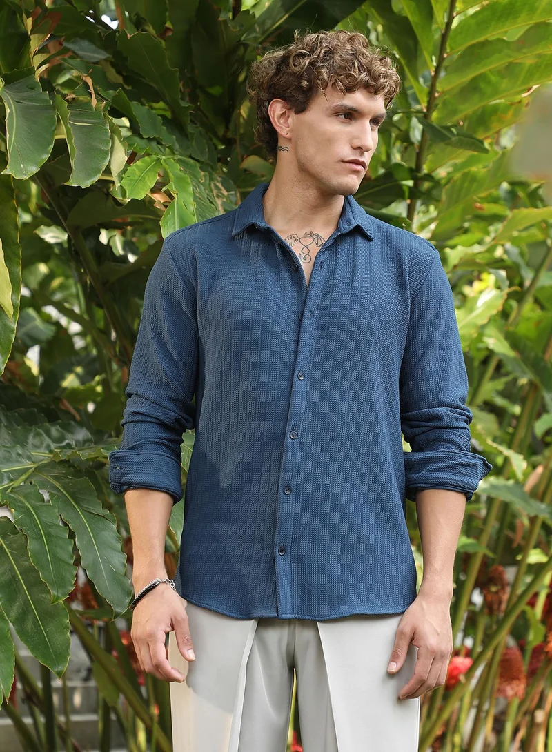 Campus Sutra Men's Aegean Blue Chevron-Panel Tactile Shirt For Casual Wear | Spread Collar | Long Cuffed Sleeves | Button Closure | Shirt Crafted With Comfort Fit For Everyday Wear