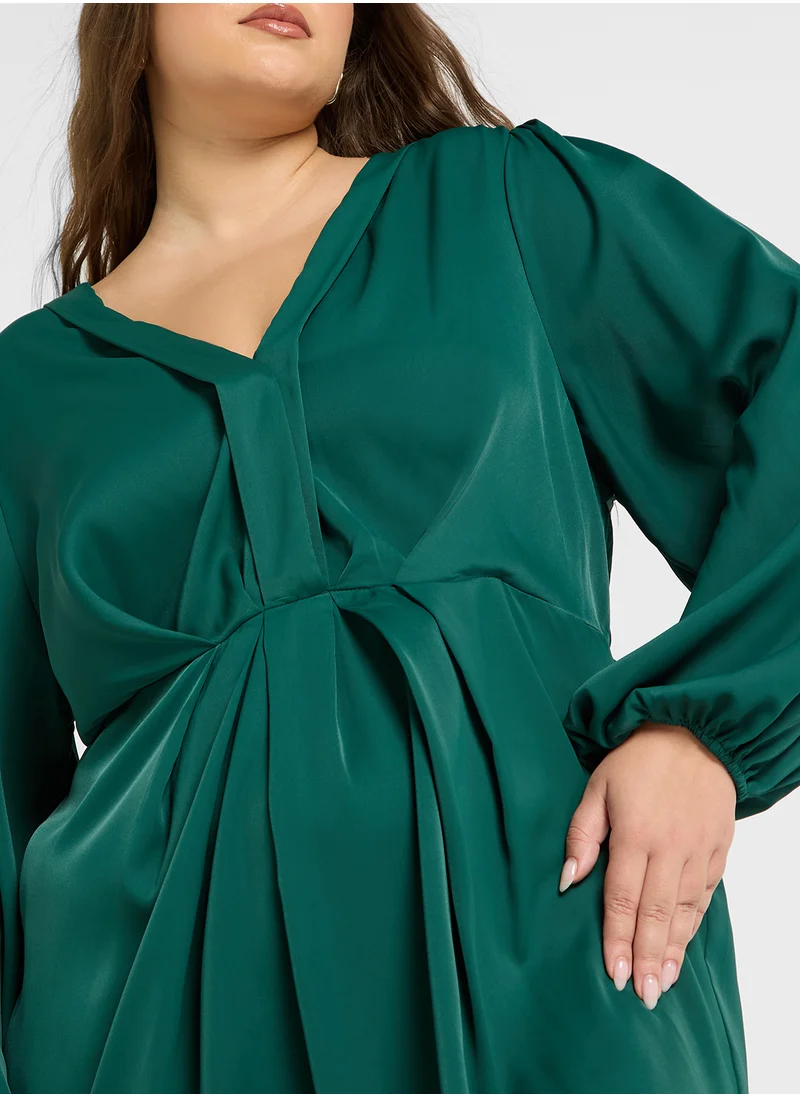 Ginger Plus V Neck Shift Dress