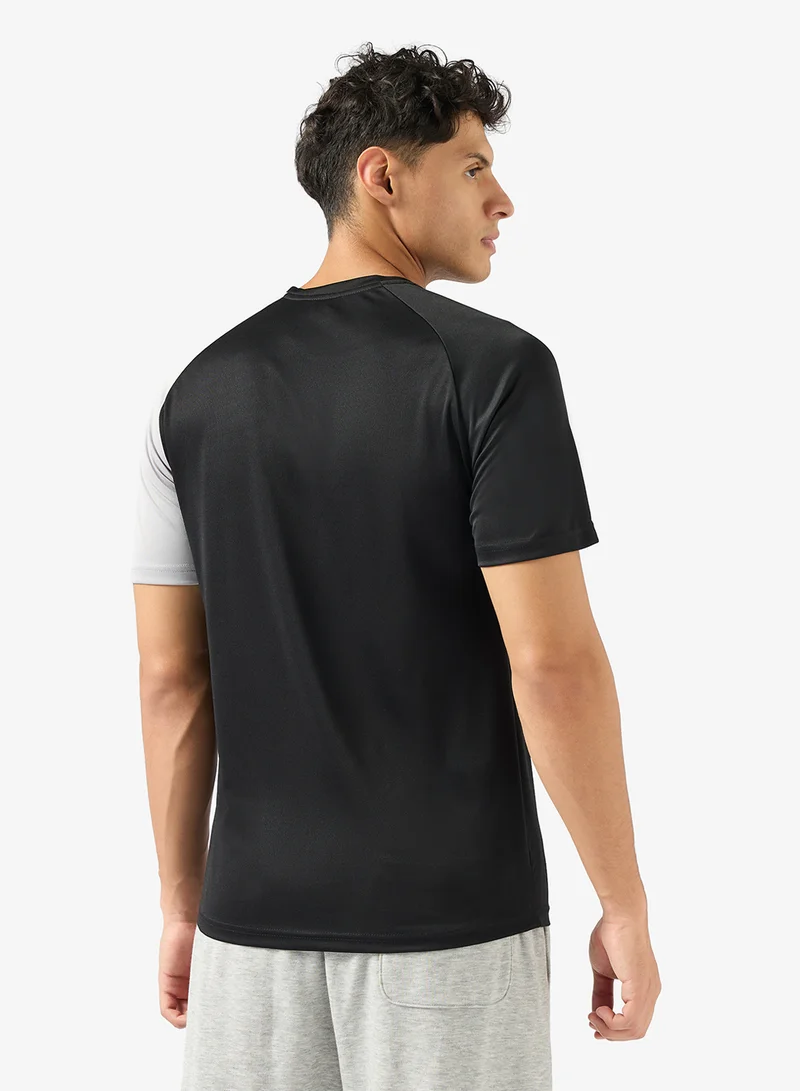 فورورد Training Activewear T-Shirt