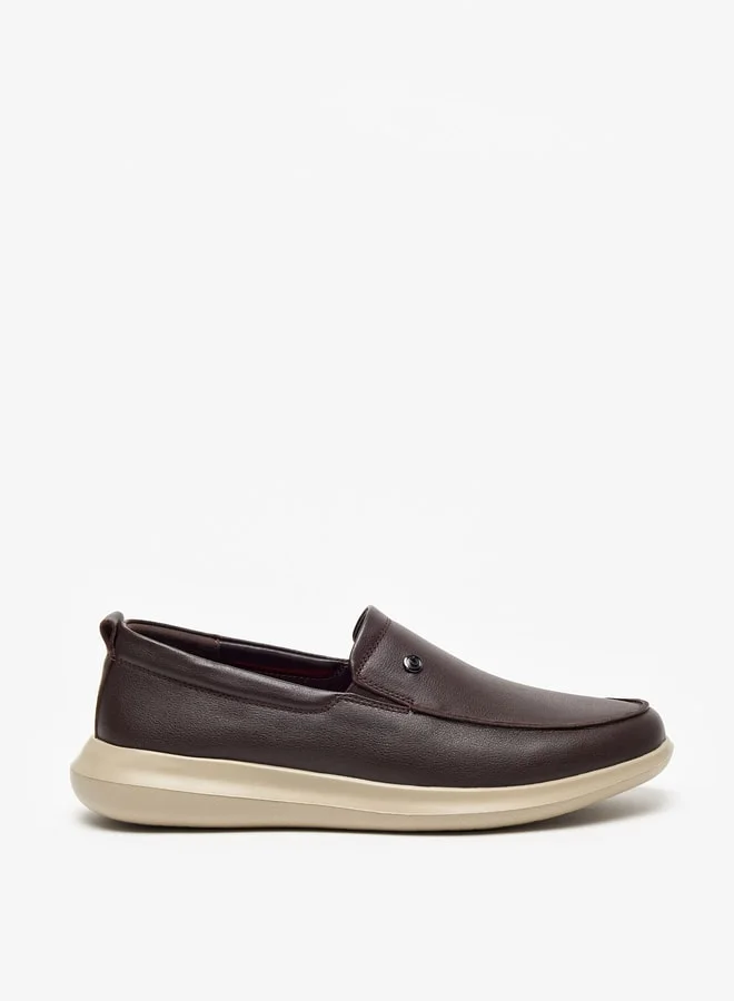 لو كونفورت Men Solid Slip-On Loafers