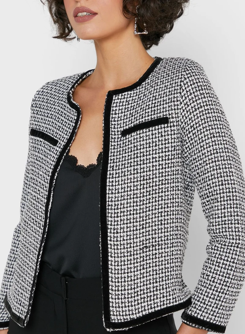 ايلا جاكيت بقصة مفتوحة