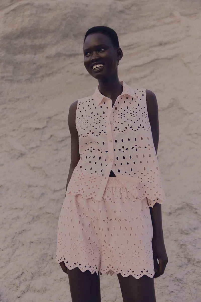 H&M Broderie anglaise shorts