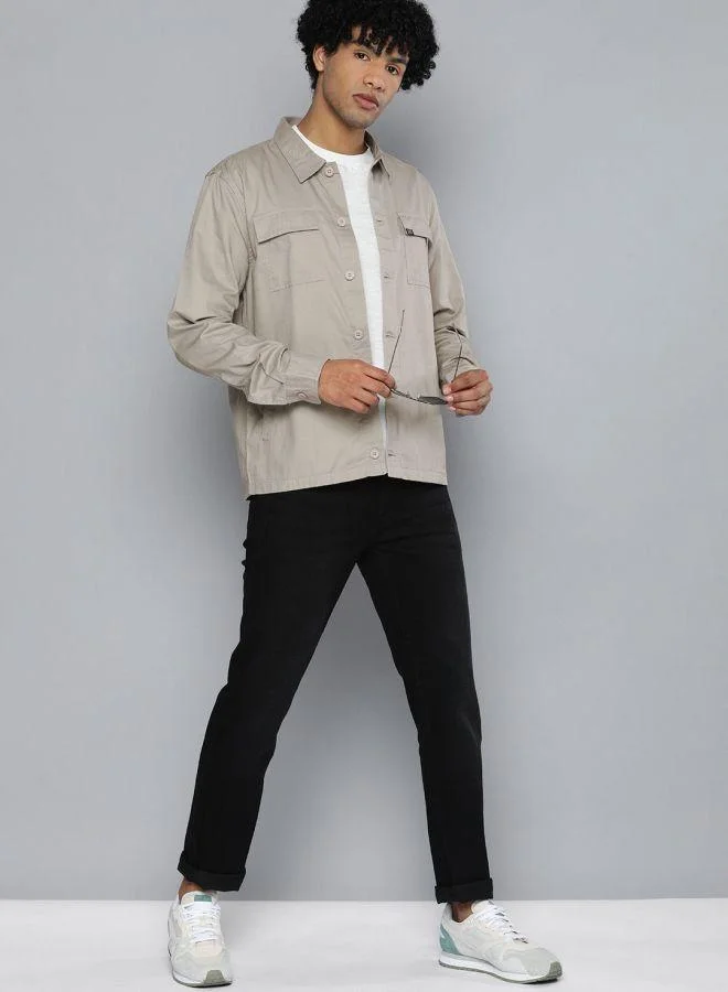 شركة المرآب الهندية Men Slim Fit Solid Full Sleeves Cutaway Collar Casual Over Shirt
