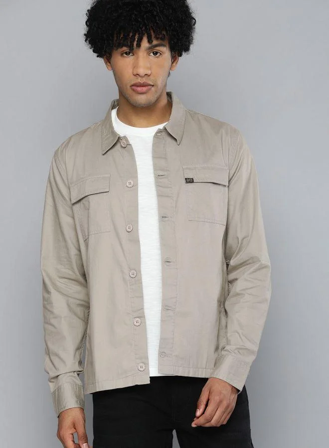 شركة المرآب الهندية Men Slim Fit Solid Full Sleeves Cutaway Collar Casual Over Shirt