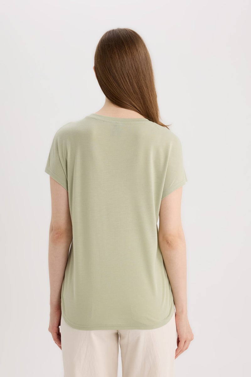 DeFacto Woman Crew Neck Short Sleeve T-Shirt  - Image 3