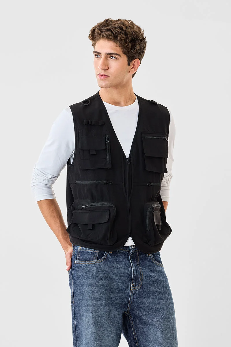 SNITCH Black Solid Sleeveless Regular Fit Streetwear Jacket