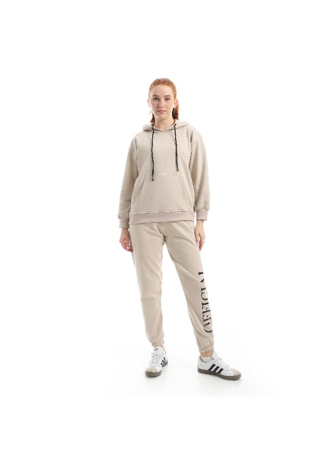 سيزار ترنج حريمي ميلتون قطن مزود بطباعة علي البنطلون والكابيتشو - Image 1