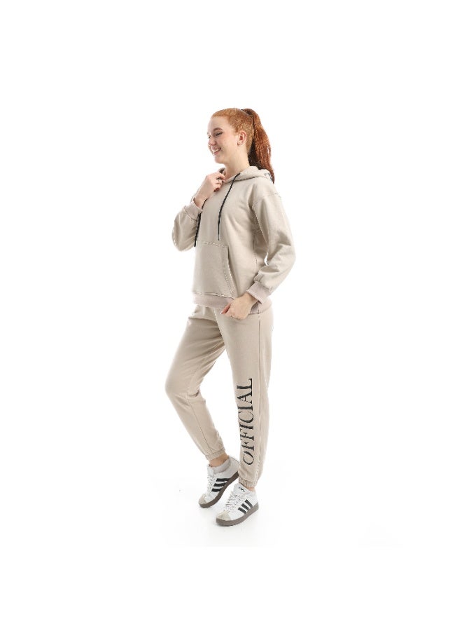 سيزار ترنج حريمي ميلتون قطن مزود بطباعة علي البنطلون والكابيتشو - Image 2