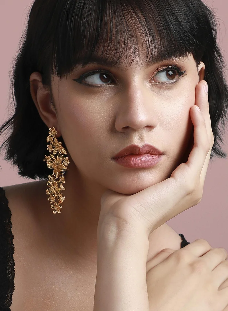 SOHI Metallic Flora Artificial Drop Earring Jewellery