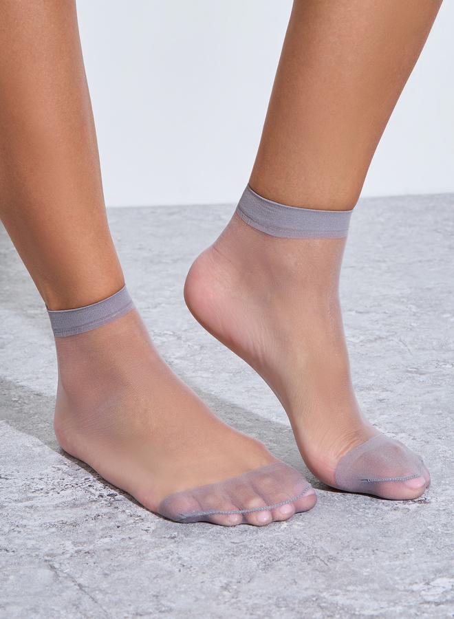 Styli Pack of 4 - Sheer Socks - Image 3