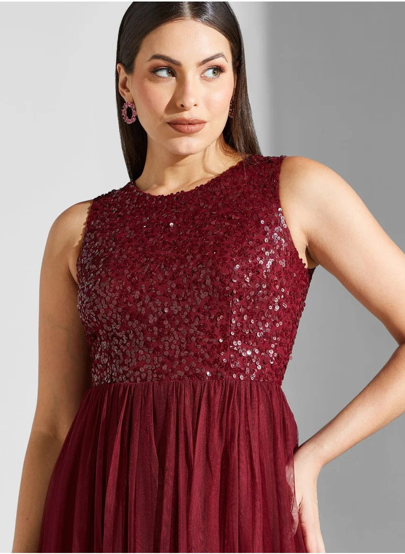 Namshi x Hadia Ghaleb Sequinned Dress