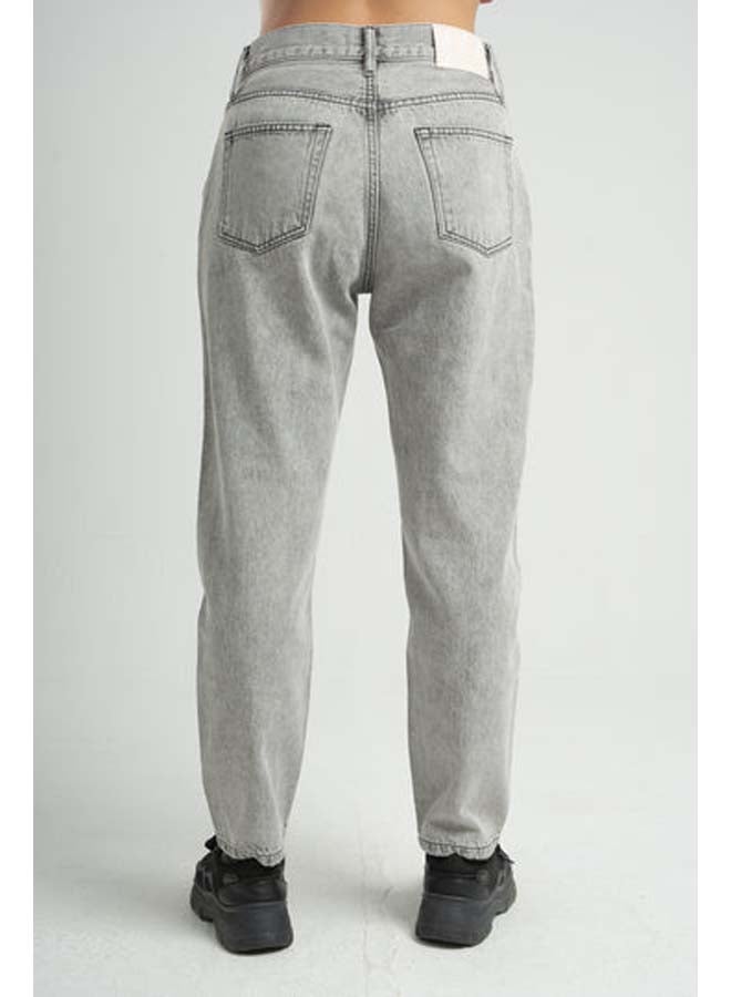 ASTK High-Waisted Mom Jeans - Image 4