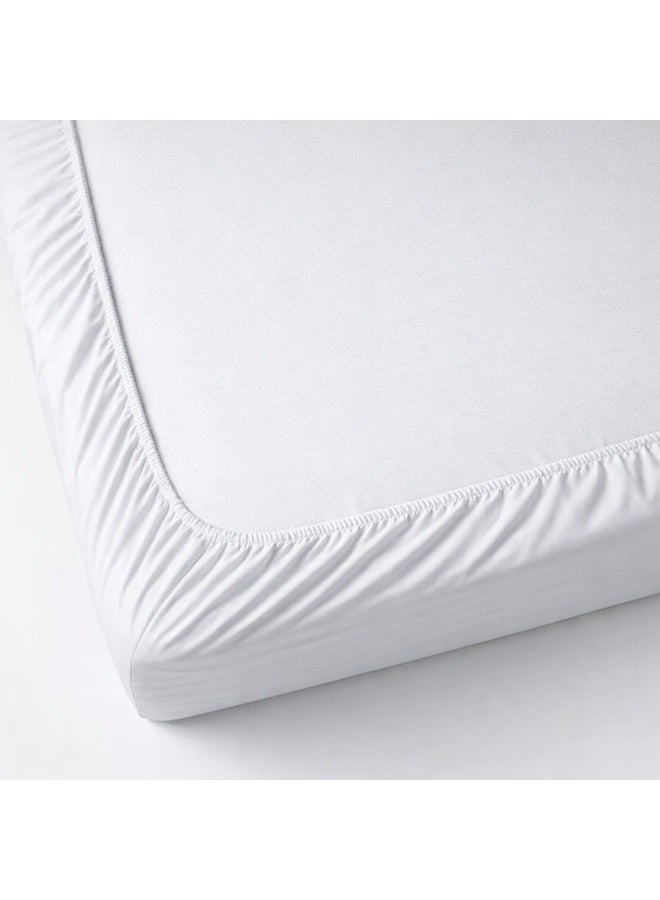 DESKET ديسكيت عنوان المنتج: ديسكيت شرشف سرير مطاط فاخر - مايكروفايبر ناعم، حواف مرنة عميقة - أبيض سادة (متوفر بمقاس مفرد 90×190 وكوين 190×200) - Image 1