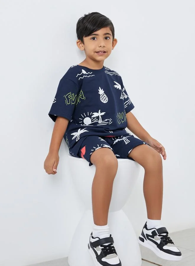 Styli Styli Boys Blue Tropical Print T-Shirt and Shorts Set