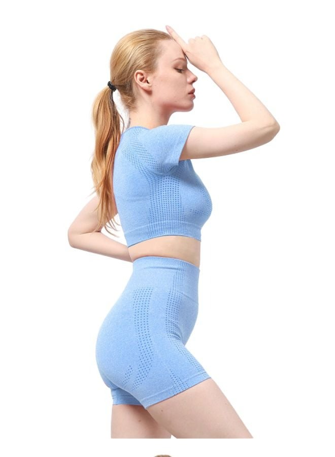 Mei Stylish Women's Seamless Gym Fitness Activewear Workout Sports Top and Short Set - Image 4