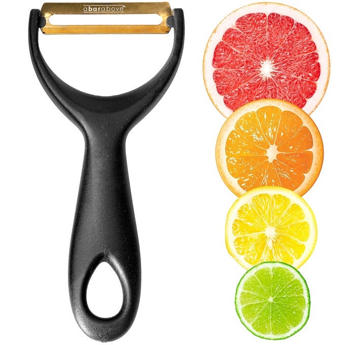 GOLD CITRUS PEELER PREMIUM STAINLESS STEEL FRUIT PEELER FOR ORANGES LEMONS AND GARNISHES ERGONOMIC BAR TOOL FOR PEELING CITRUS COCKTAIL GARNISH ZESTER BARTENDER TOOL FOR HOME AND BAR