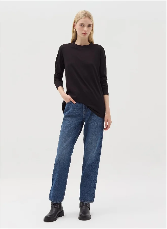 او في اس Five-pocket,straight-fit jeans