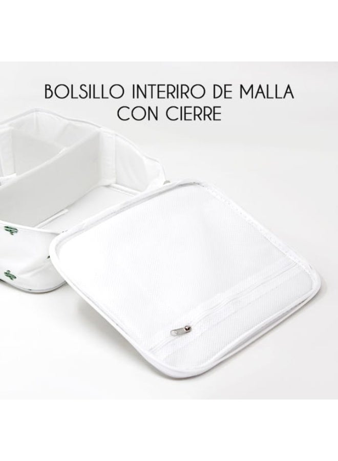 Discover elegance and practicality with this distinctive makeup or toiletries bag. - Image 3