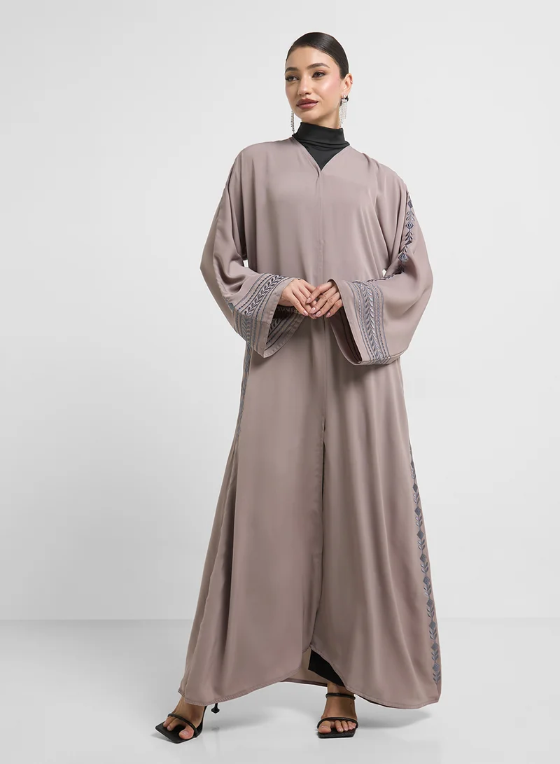 hayas closet Floral Embroidery Wide Sleeve Abaya