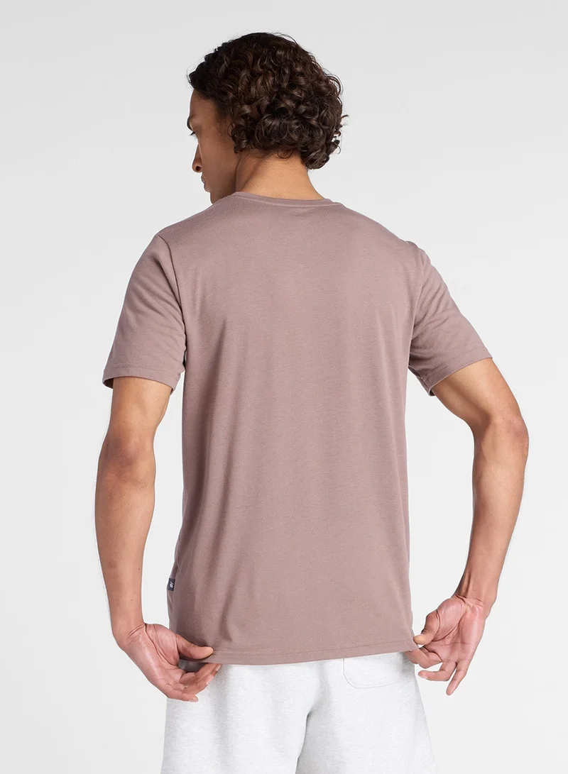 New Balance Heathertech Graphic T-Shirt