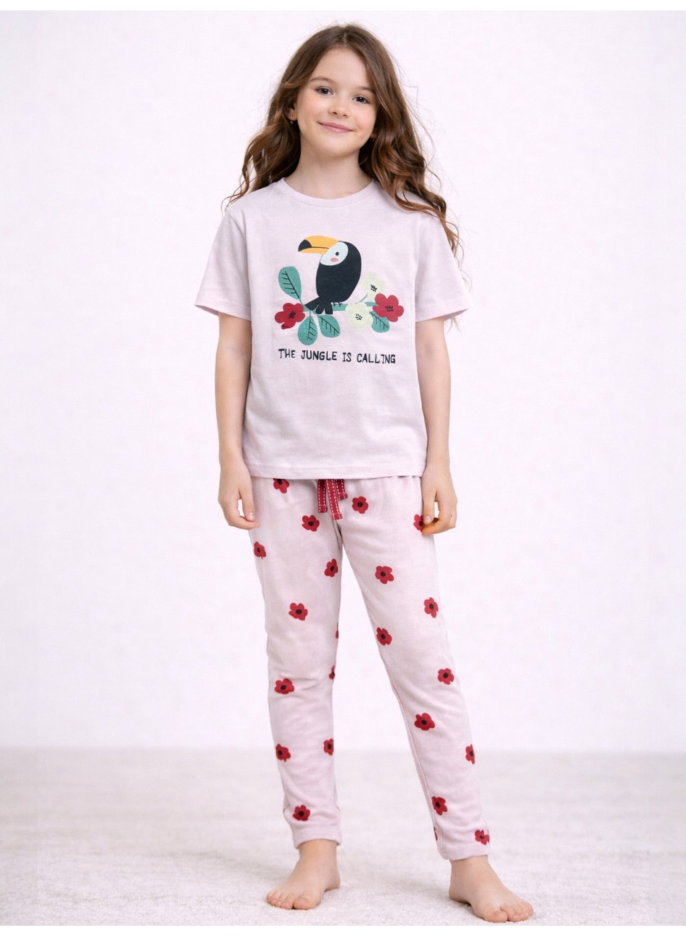 victor and jane Girls’ Pajama Set – Toucan Graphic T-Shirt & Heart Print Pants