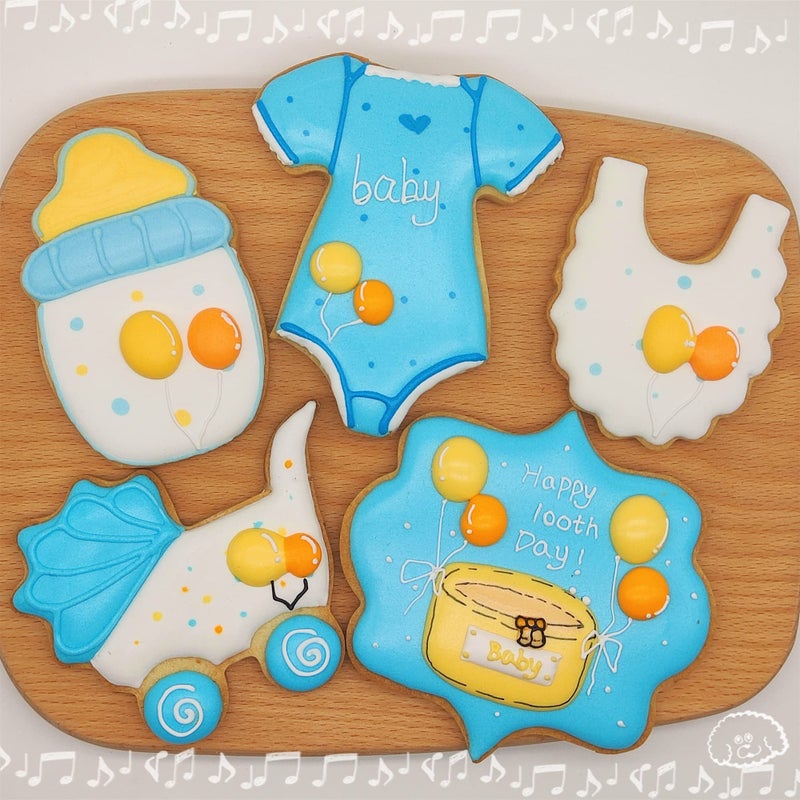 Q-BAKER 5 Pieces Baby Shower Cookie Cutters Cute Shapes of Onesie  Bib  Plaque/Frame Baby Bottle  Baby Carriage for Baby Showers  Reveal Parties with Receipe Book - Image 2