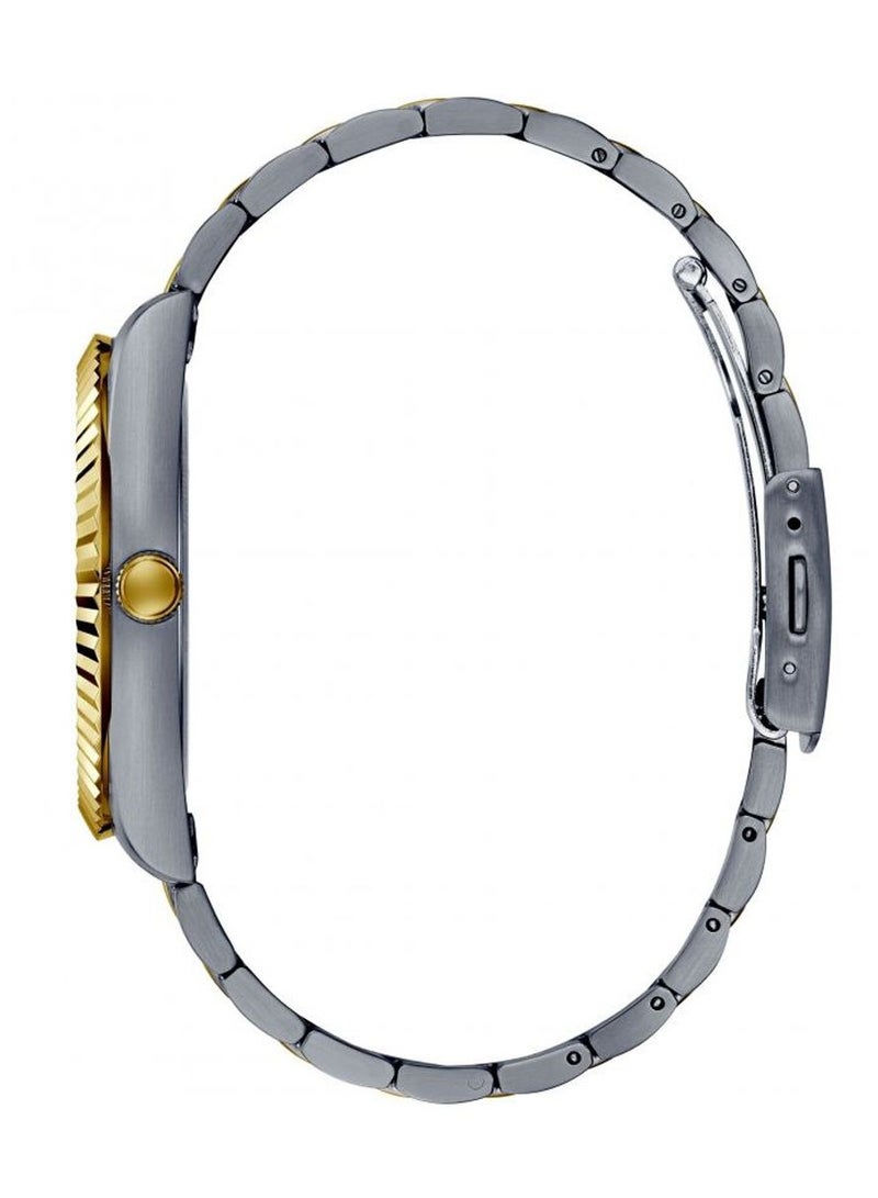 GUESS Men's Analog Stainless Steel Wrist Watch - GW0265G8 - 42 mm - Image 4