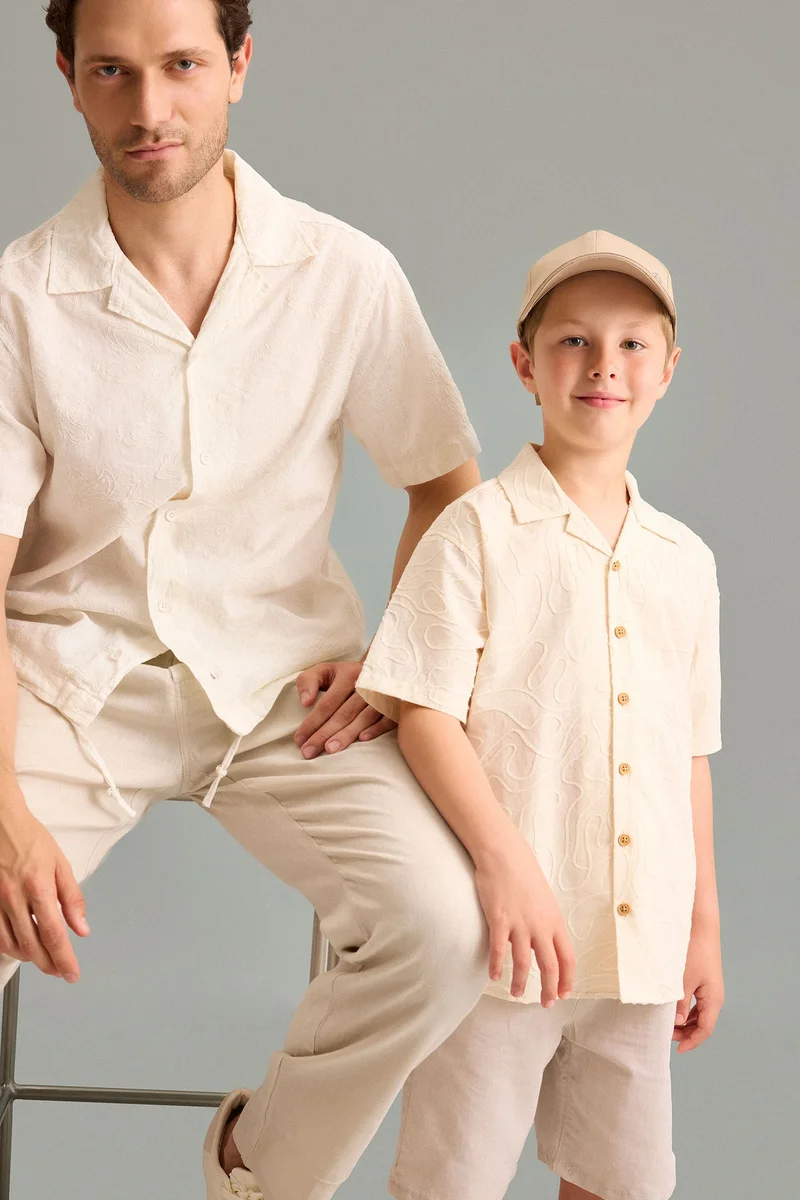 ديفاكتو Regular Fit Short Sleeve Shirt