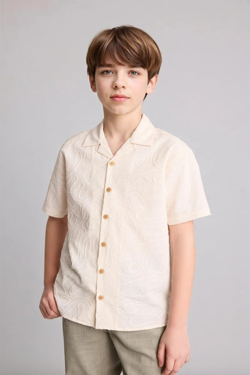 ديفاكتو Regular Fit Short Sleeve Shirt