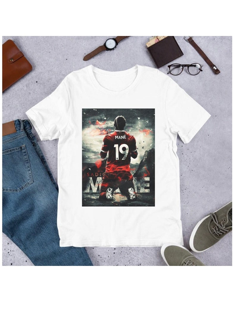 إم إي سي - تي شيرت بتصميم لاعب كرة القدم ساديو ماني، مقاس صغير باللون الأبيض - Image 1