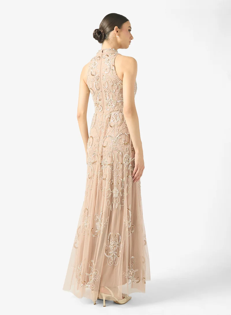 بيوت Rayna Embellished Halter Neck Sequin Maxi Dress