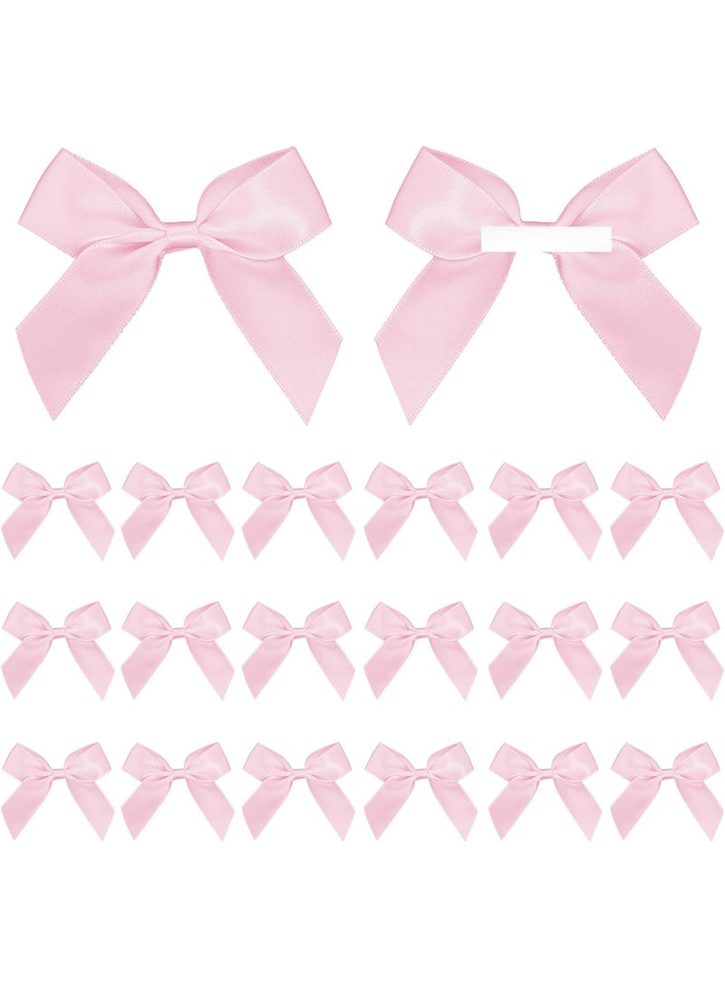 أوشيما 50 قطعة من رباطات اللمسة الوردية للرضع، مزودة بشرائط لاصقة ذاتية التصاق، ورباطات صغيرة وردية زخرفية بطول 3 بوصات، مصنوعة مسبقًا، للاستخدام في الحرف اليدوية، وتغليف الهدايا، والزينة في حفلات عيد الميلاد ولễ الزفاف للرضع - Image 1