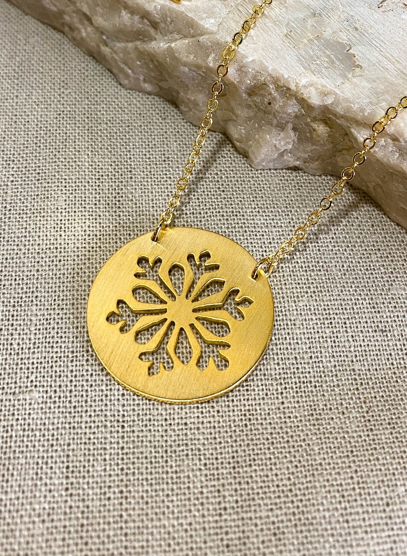Trendella Snowflake Necklace - Image 2