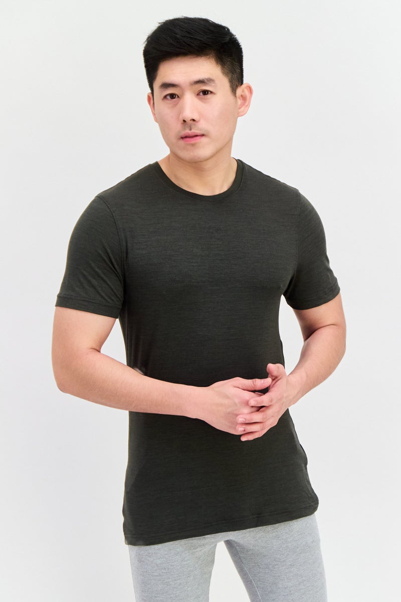 Legend ملابس رياضية للرجال مكونة من قطعتين بأكمام قصيرة، زرقاء - Image 1