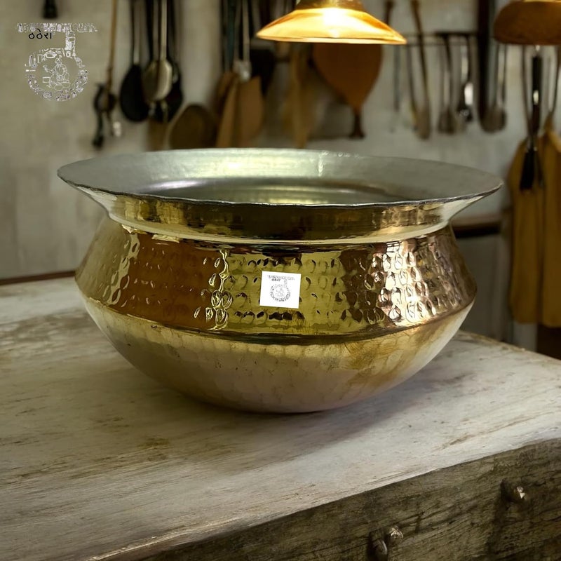 THATHERA Handi Brass Sipri with Hammered Shinny Finish for Cooking Serving Handi Tope Biryani Pot 4 litres Brass 4 LTR by THATHERA  - Image 2