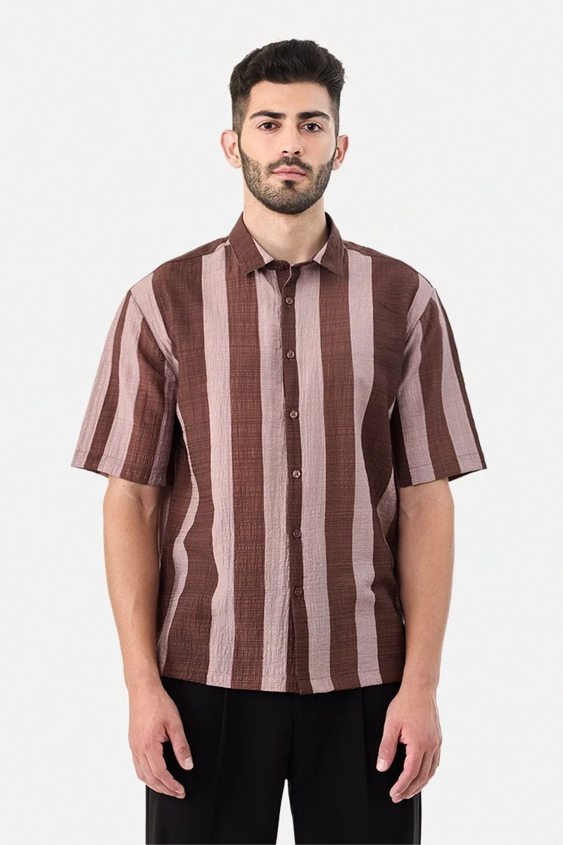 سنيتش قميص مخطط بقصة صندوقية