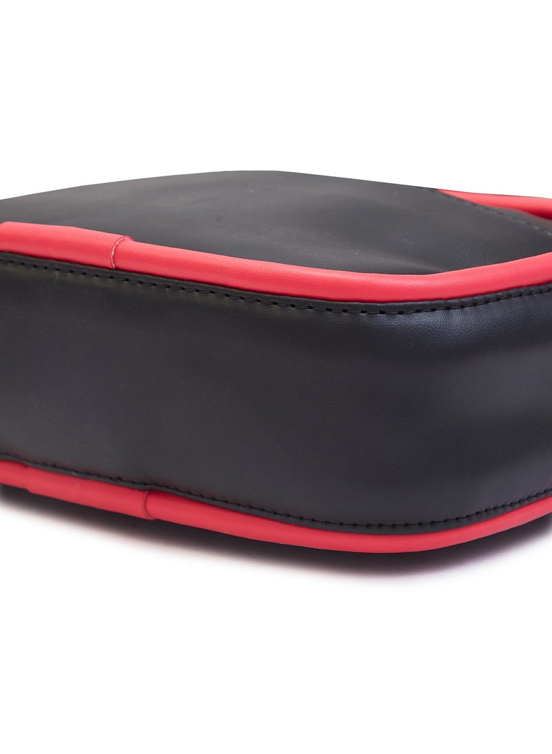 كابريسي جرايسي حقيبة متوسطة الحجم من الجلد الصناعي الأسود الصلب - Image 5