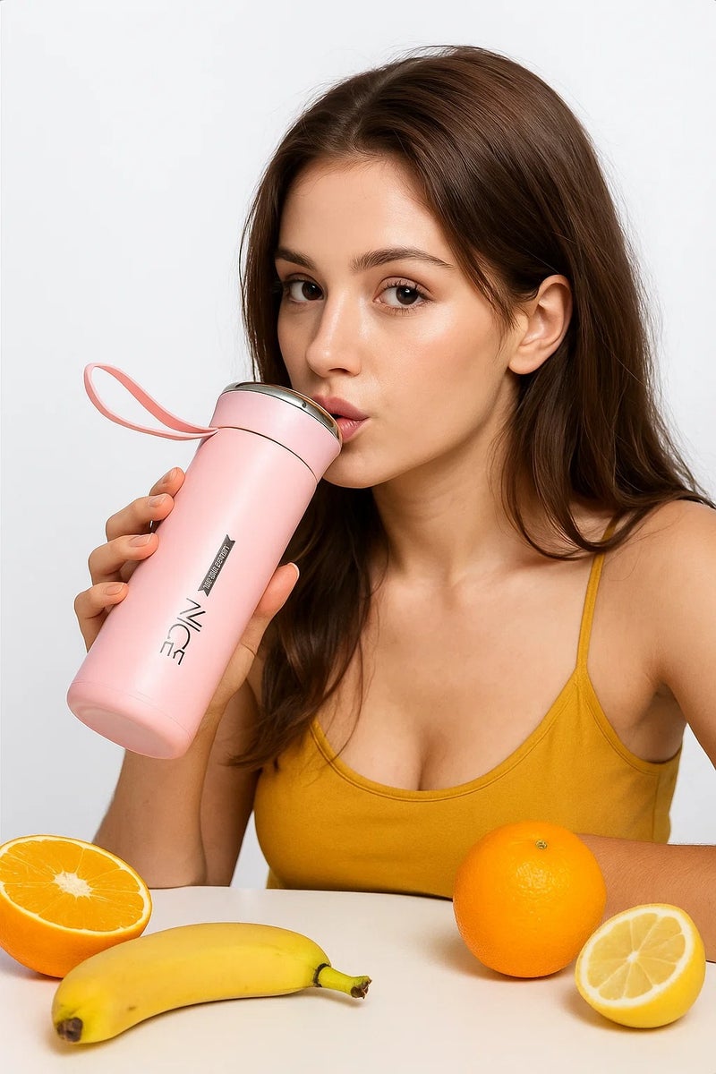 سيمهو مج  نايس للمشروبات زجاج مغطي بالبلاستيك صحي وأمن-قارورة حرارية 400 مل بغطاء فضي ومقبض للحفاظ على الحرارة باردة او ساخنة ، قفل محكم لمنع تسرب السوائل - Image 1