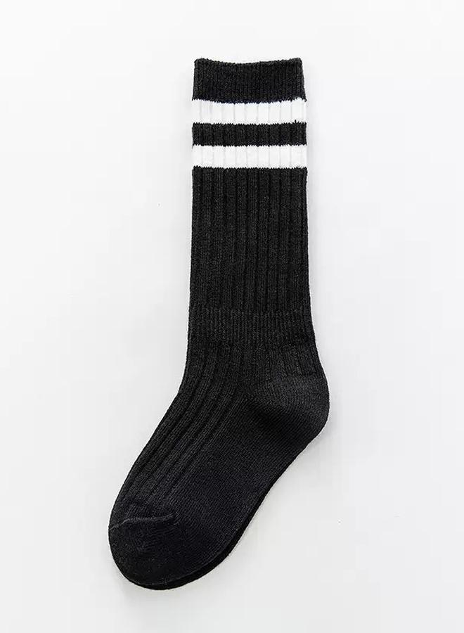 Styli Ribbed Crew Socks with Contrast Stripe Detail  - Image 3