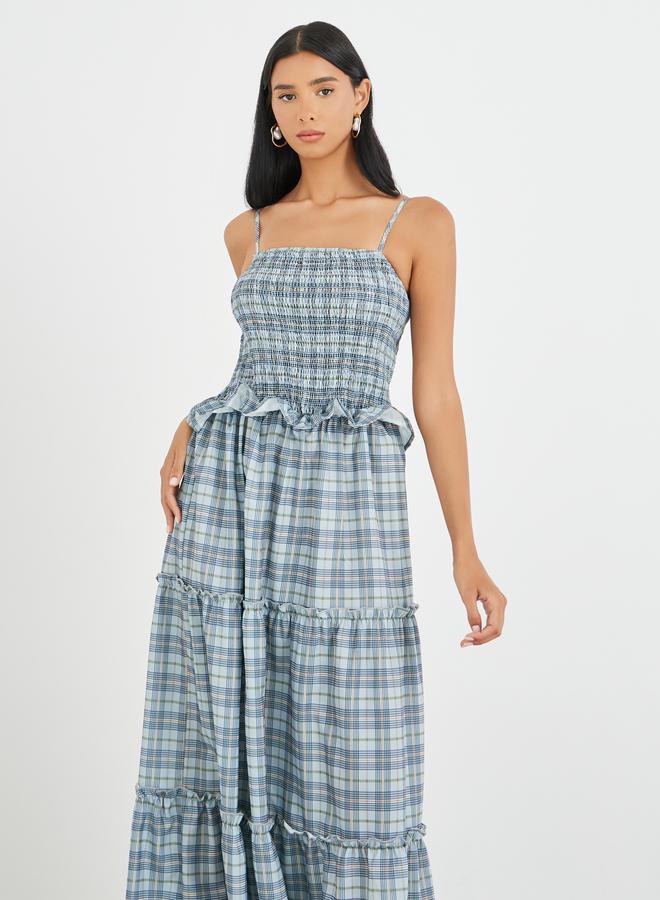 تايك تو فستان ماكسي مخطط بتفاصيل مكشكشة وأشرطة - Image 3