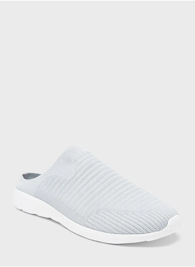 شو اكسبرس Slip On Low Top Sneakers