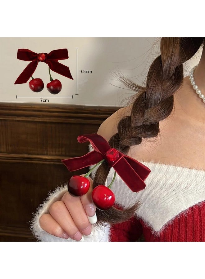 4 قطع من مشبك شعر على شكل فيونكة الكرز، إكسسوارات شعر حمراء للنساء، دبابيس شعر مخملية على شكل تمساح كرزي، مشابك شعر على شكل ذيل حصان لفصل الشتاء وزينة شعر الكريسماس اليومية (أحمر) - Image 3