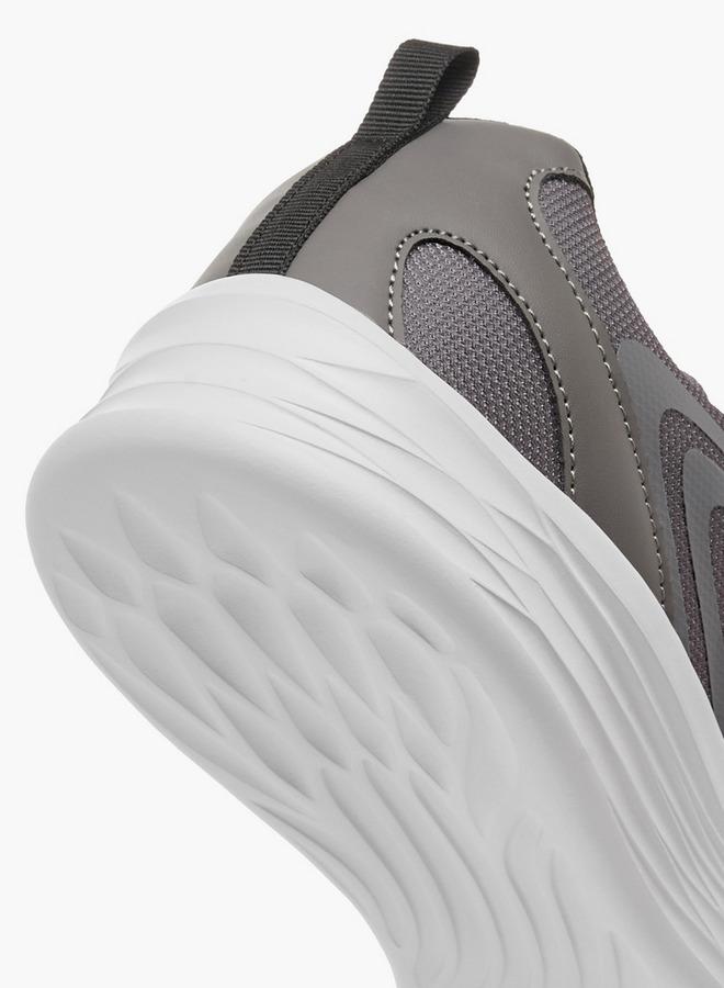 Oaklan by Shoexpress Men by Shoexpress Logo Detail Lace-Up Sports Shoes - Image 5