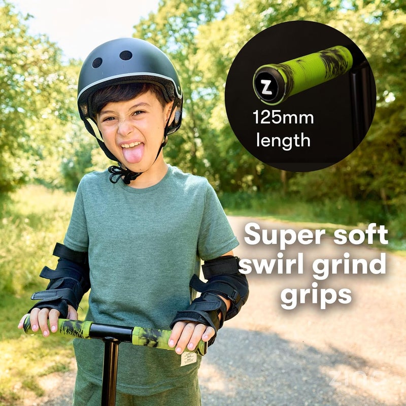ZINC Two Wheeled Folding Light Up Scooter - Light up LED Wheels, Folding, Fold Down Handles, Non-Slip Deck, Height Adjustable, For Ages 3+, Great Gift Idea - Image 3