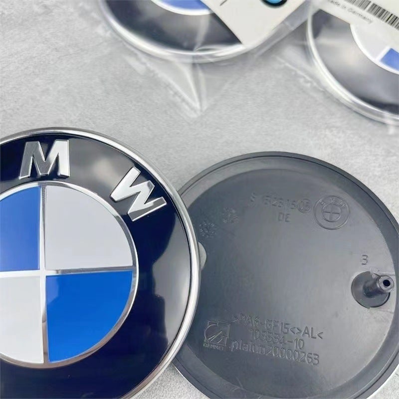 BMW Car Emblem Set - 82mm Blue-White Front Badge & 74mm Blue-White Rear  Badge - Image 3