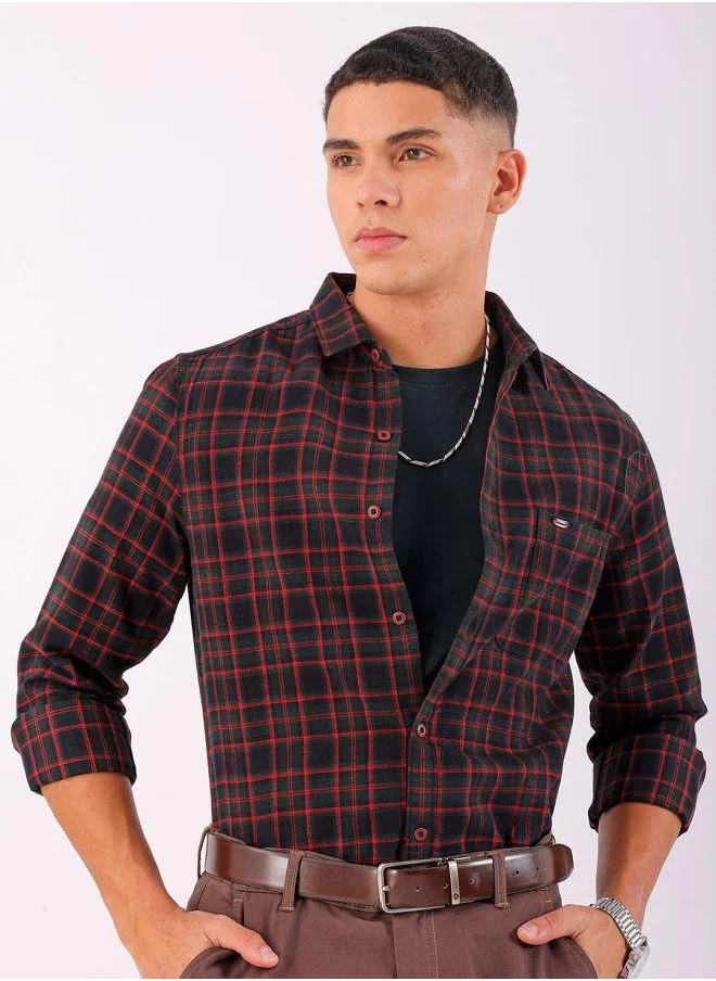 The Indian Garage Co Men Slim Fit Checkered Full Sleeves Cutaway Collar Casual Shirt