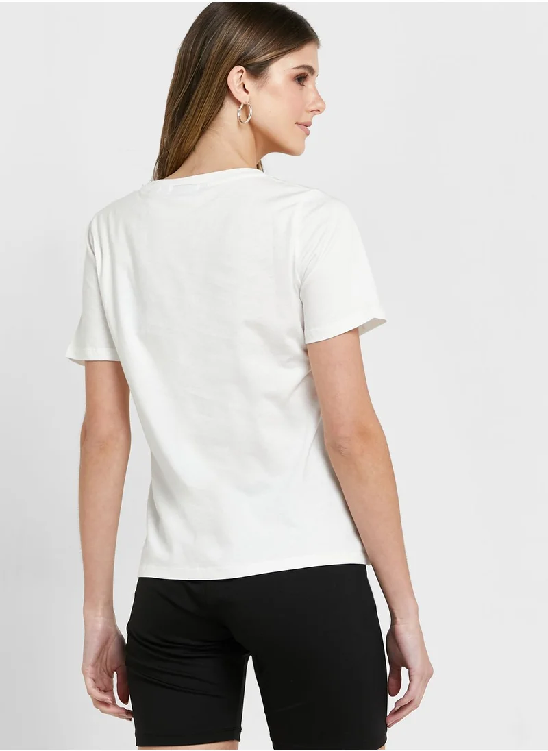 VERO MODA Crew Neck Slogan T-Shirt